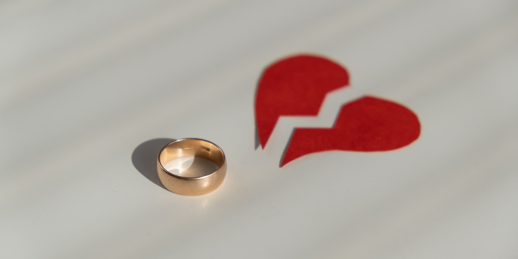 Broken Engagement – What happens when an engagement is broken off and who keeps the ring?